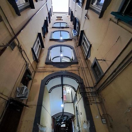 Interno 13, Nel Cuore Di Napoli Appartement Buitenkant foto